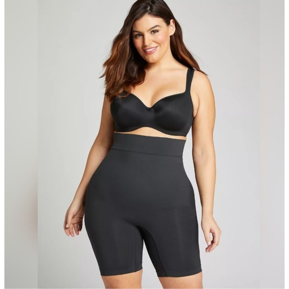 Cacique‎ The Slimmer Ultra High-Waist Shapewear Shorts Black 14/16 Lane Bryant
